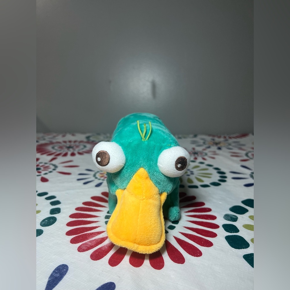Disney Store Phineas & Ferb Plush Perry the Platypus